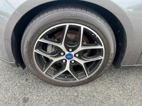 2017 Ford Focus SEL