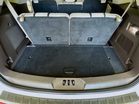 2022 Ford Explorer Hybrid Platinum