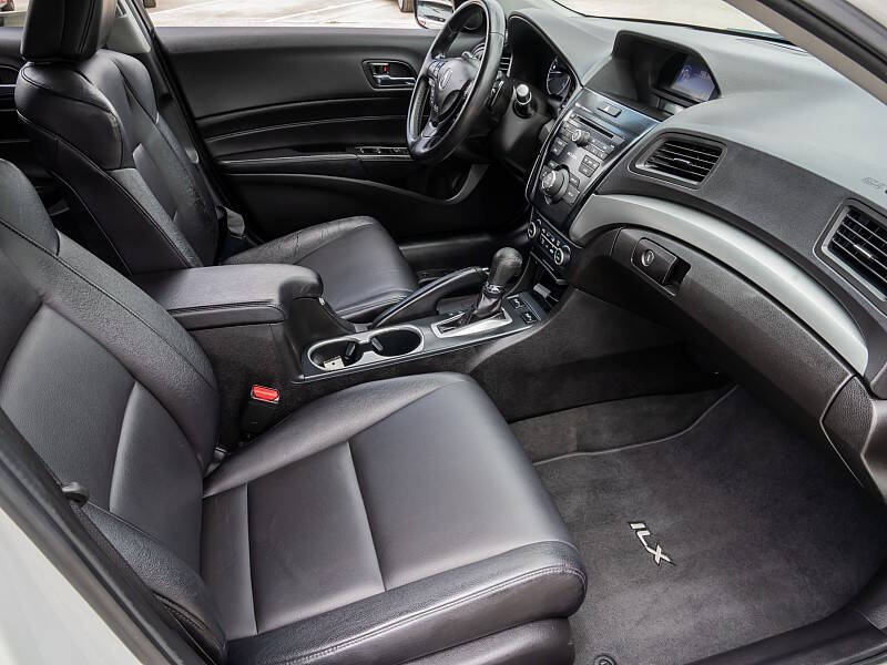 2018 Acura ILX