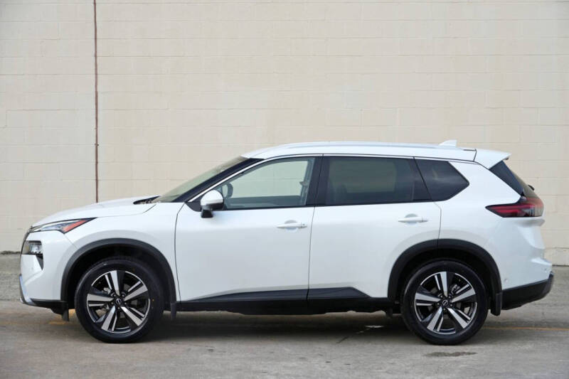 2025 Nissan Rogue SL