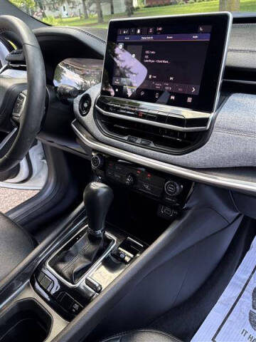2023 Jeep Compass Latitude Lux