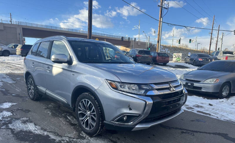 2016 Mitsubishi Outlander for sale at Unlimited Motors, LLC in Denver CO