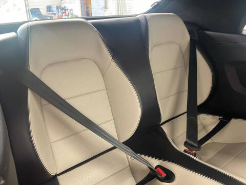 2020 Ford Mustang EcoBoost Premium