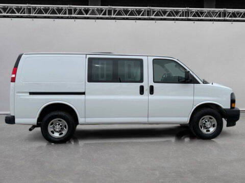 2021 Chevrolet Express 2500