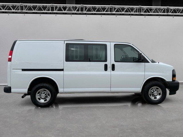 2021 Chevrolet Express 2500