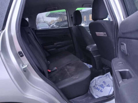 2013 Mitsubishi Outlander Sport ES