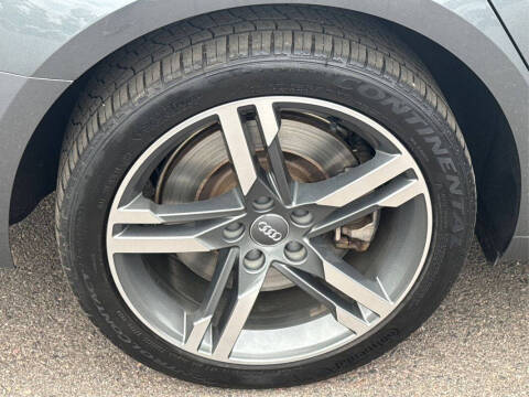 2017 Audi A4 2.0T quattro Premium Plus