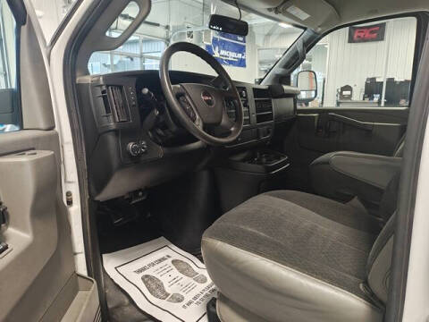 2020 GMC Savana 2500