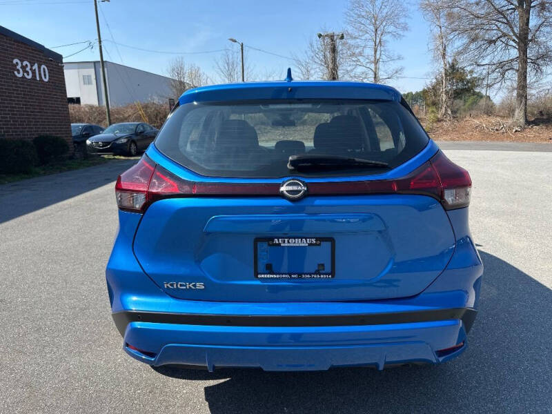 2022 Nissan Kicks S