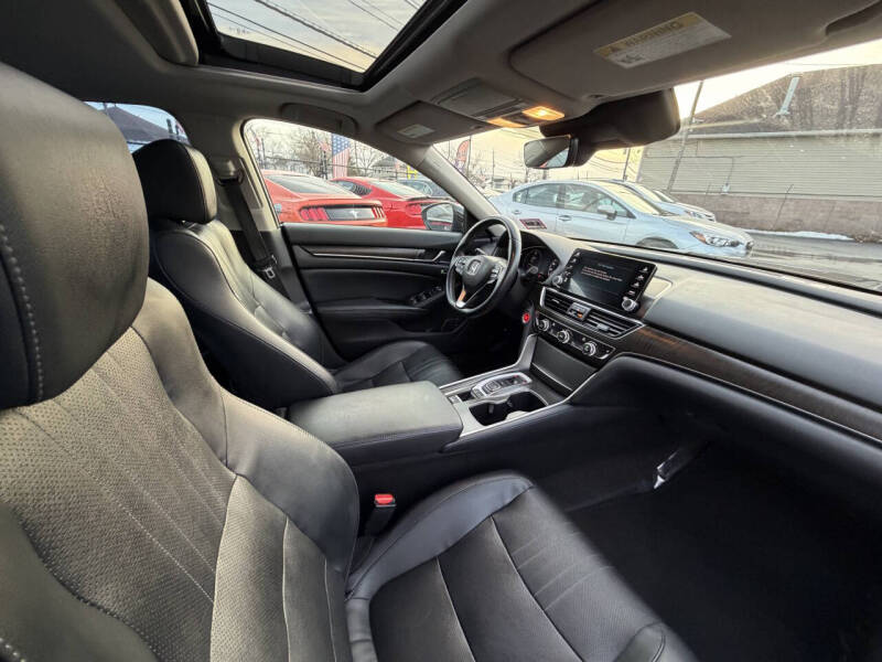 2018 Honda Accord EX-L w/Navi