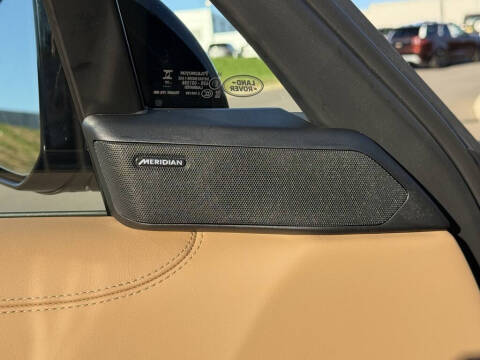 2025 Land Rover Range Rover P400 SE