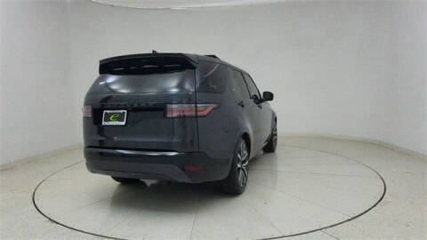 2024 Land Rover Discovery P300 Dynamic SE