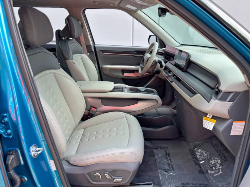 2025 Kia EV9 Wind