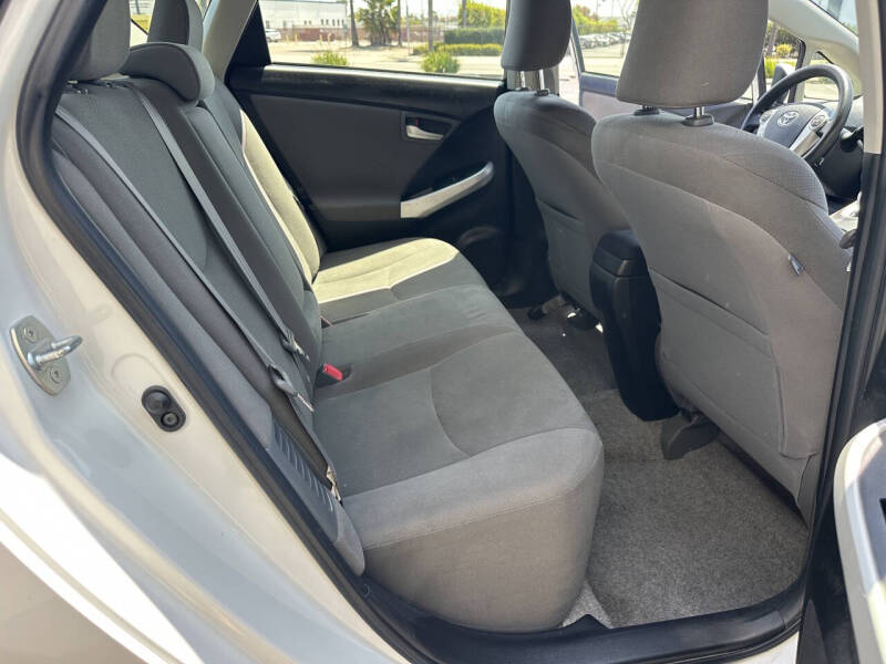 2013 Toyota Prius Two