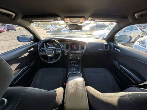 2016 Dodge Charger SE