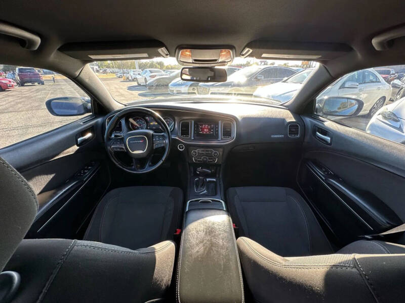 2016 Dodge Charger SE