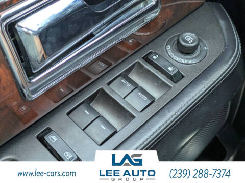 2017 Lincoln Navigator Select