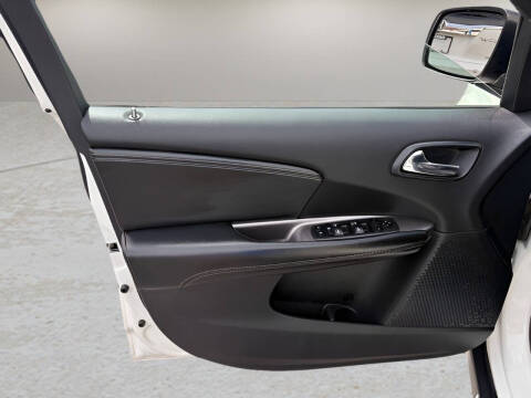 2019 Dodge Journey Crossroad