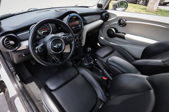2016 MINI Hardtop 2 Door Cooper