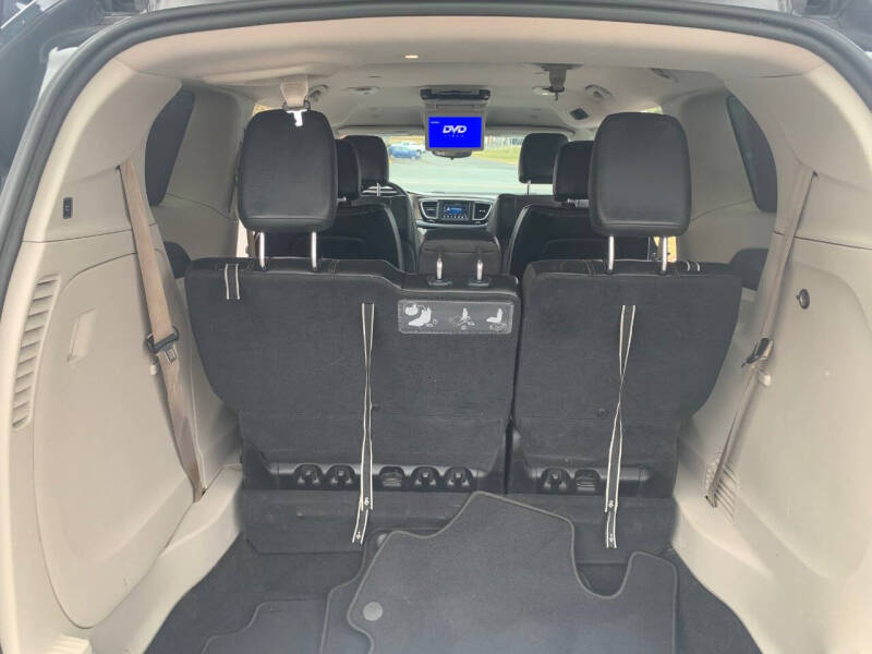 2018 Chrysler Pacifica Touring L