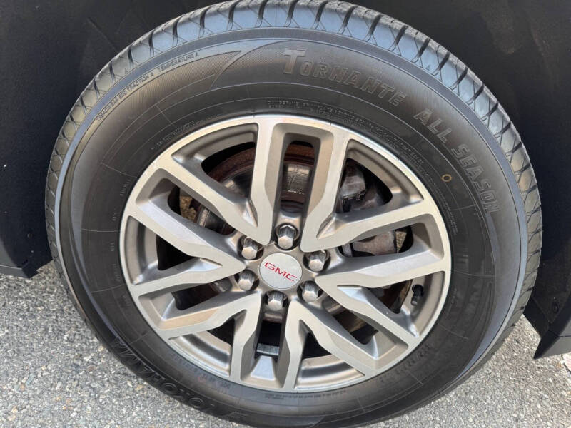 2019 GMC Acadia SLE-2