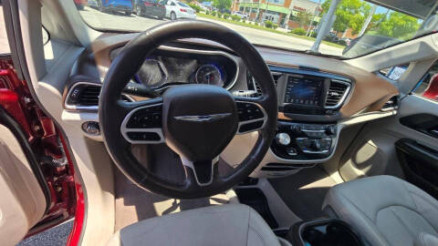 2020 Chrysler Pacifica Touring L