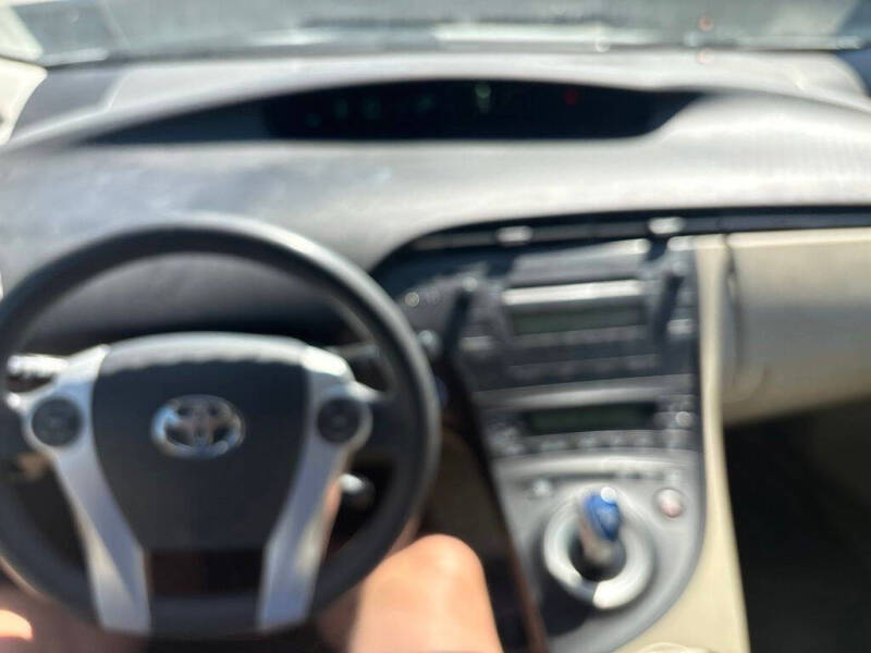 2010 Toyota Prius II