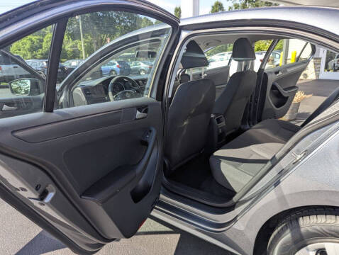 2016 Volkswagen Jetta