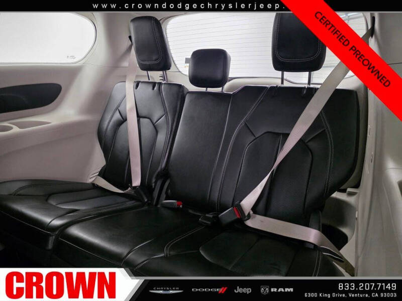 2024 Chrysler Pacifica Plug-In Hybrid Select