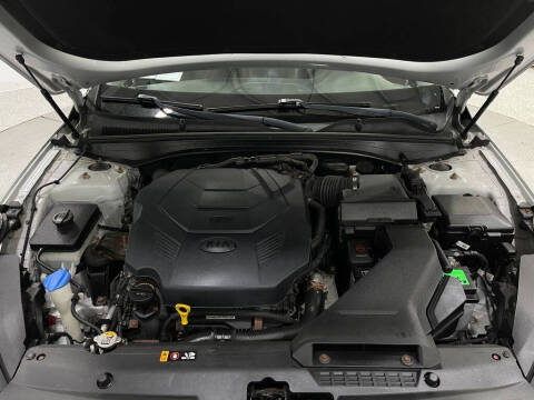 2018 Kia Cadenza Technology