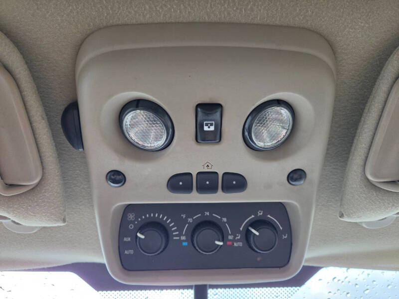2004 Cadillac Escalade