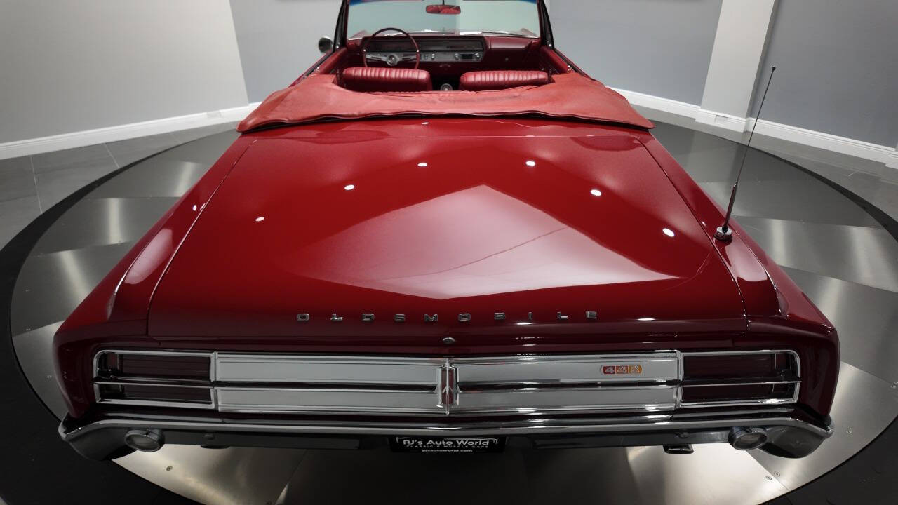 1965 Oldsmobile 442 24