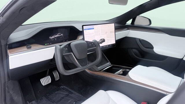 2023 Tesla Model S Standard Range