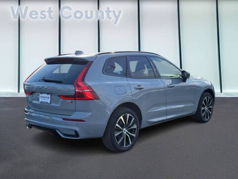 2025 Volvo XC60 B5 Plus Dark Theme