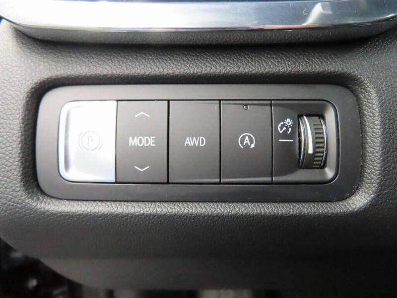 2024 GMC Acadia Denali