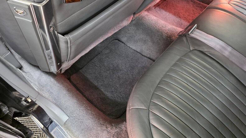 1990 Cadillac Brougham