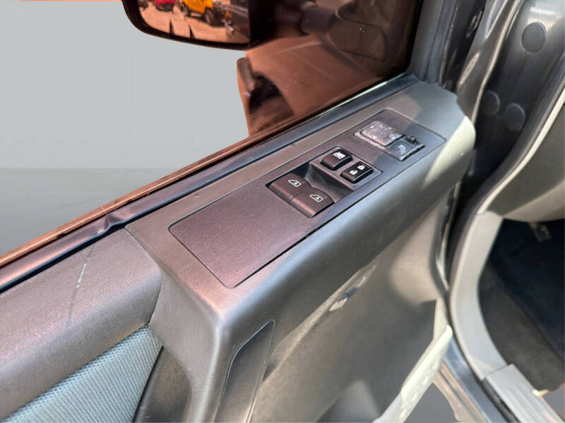 2004 Nissan Titan