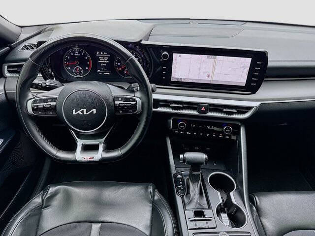 2022 Kia K5