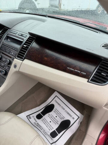 2012 Ford Taurus SEL