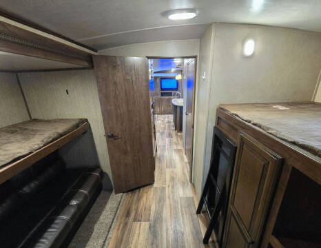 2017 Cruiser RV Radiance Touring Edition