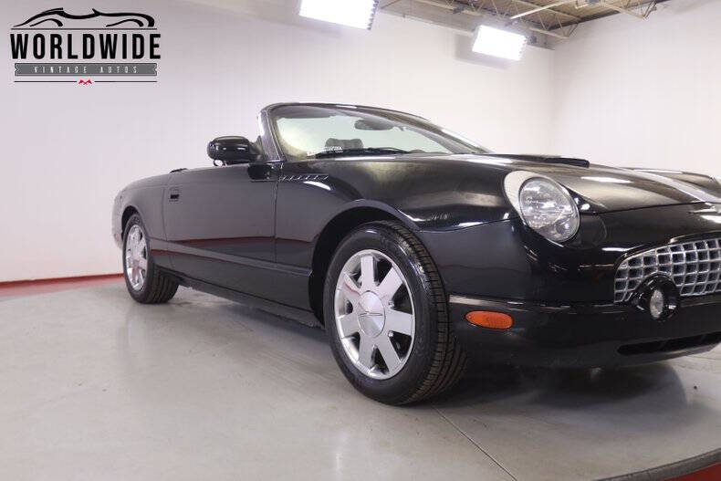 2002 Ford Thunderbird Deluxe