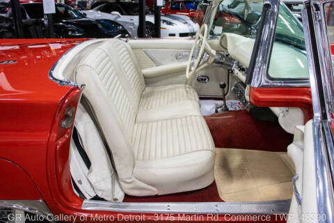 1957 Ford Thunderbird