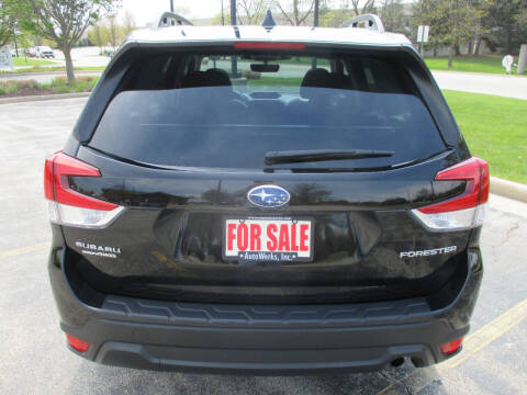 2023 Subaru Forester Premium