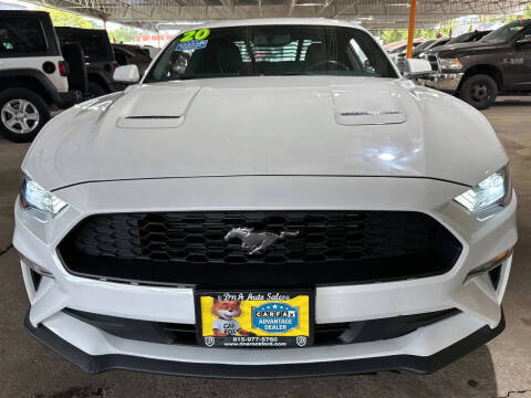 2020 Ford Mustang EcoBoost