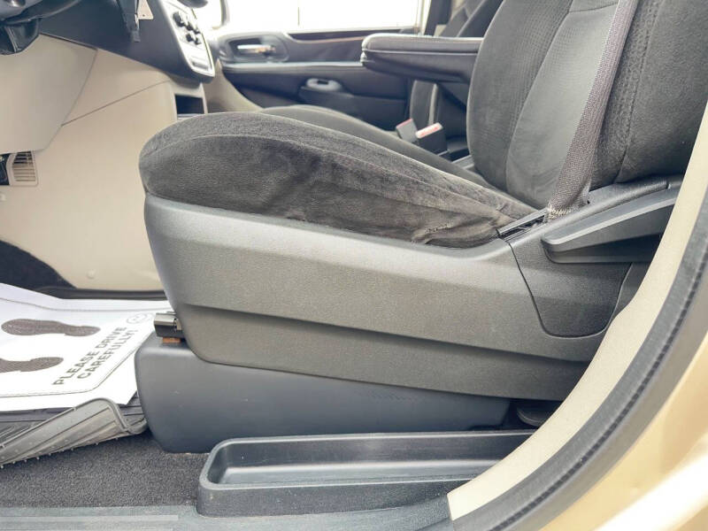 2015 Dodge Grand Caravan SE