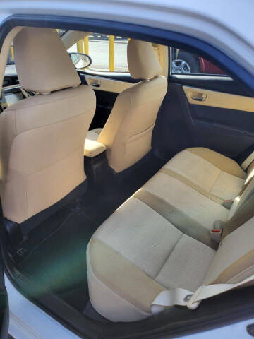 2017 Toyota Corolla LE