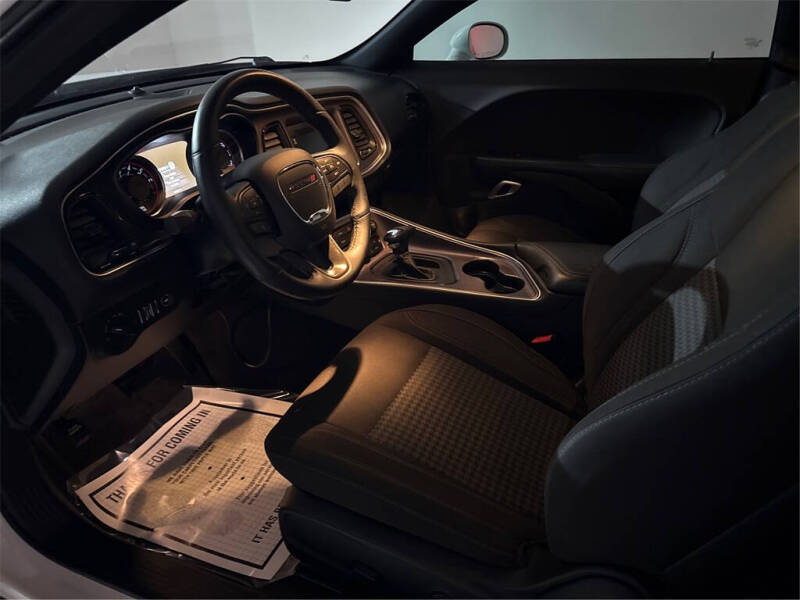 2017 Dodge Challenger SXT