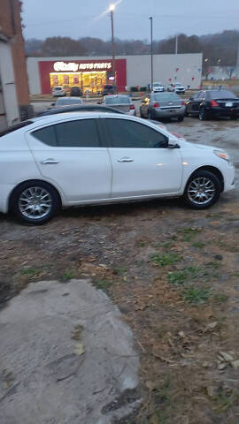 2016 Nissan Versa 1.6 S