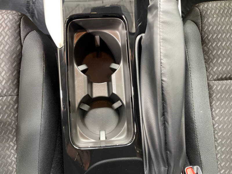 2026 Mitsubishi Eclipse Cross LE