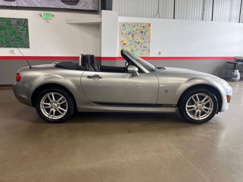 2011 Mazda MX-5 Miata Sport